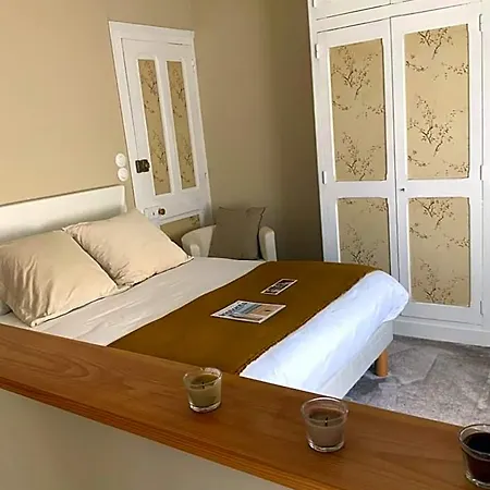 Par La Dives Bed & Breakfast 4*
